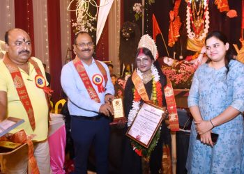 कालूकुआं में ‘डांडिया गरबा 2.0’ का भव्य आयोजन, प्रतिभागियों को प्रमाण पत्र एवं स्मृति चिह्न देकर किया सम्मानित